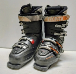 Lyžiarky Tecnica  Entryx SP, veľkosť MP 25/25.5; použité. 