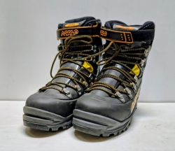 Lyžiarky Asolo AFS, veľkosť MP 24; použité. 