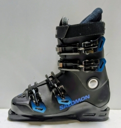 Lyžiarky Salomon T4. veľkosť MP 24/24,5; použité.