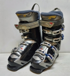Lyžiarky  Nordica  Olympia, veľkosť MP 26/26.5; použité.